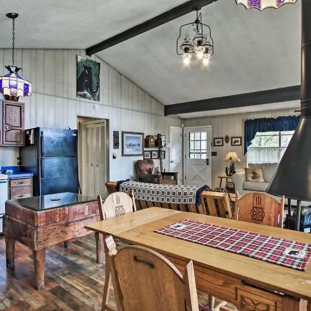 Quiet Cabin With Mountain Views About 3 Mi To Gatlinburg Exterior photo